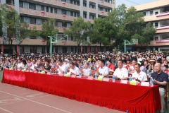 湖南桂阳：童心向党，快乐成长，放