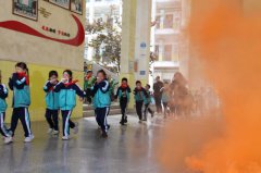 火场逃生，安全先行 —— 校园消防安