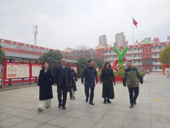 向阳小学召开成立少年警校示范校研