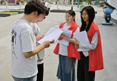 扎根实践沃土，青年学生的社会担当