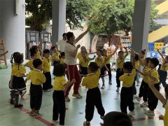 趣享早操 悦享成长——彭山区机关幼