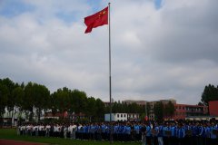 郾城高中举行“唱响红色经典，赓续